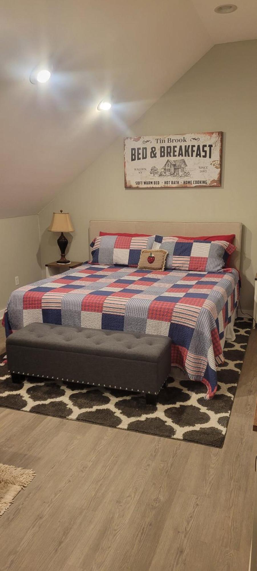 Tin Brook Bed and breakfast