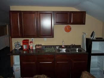 Tin Brook Bed and breakfast 2*